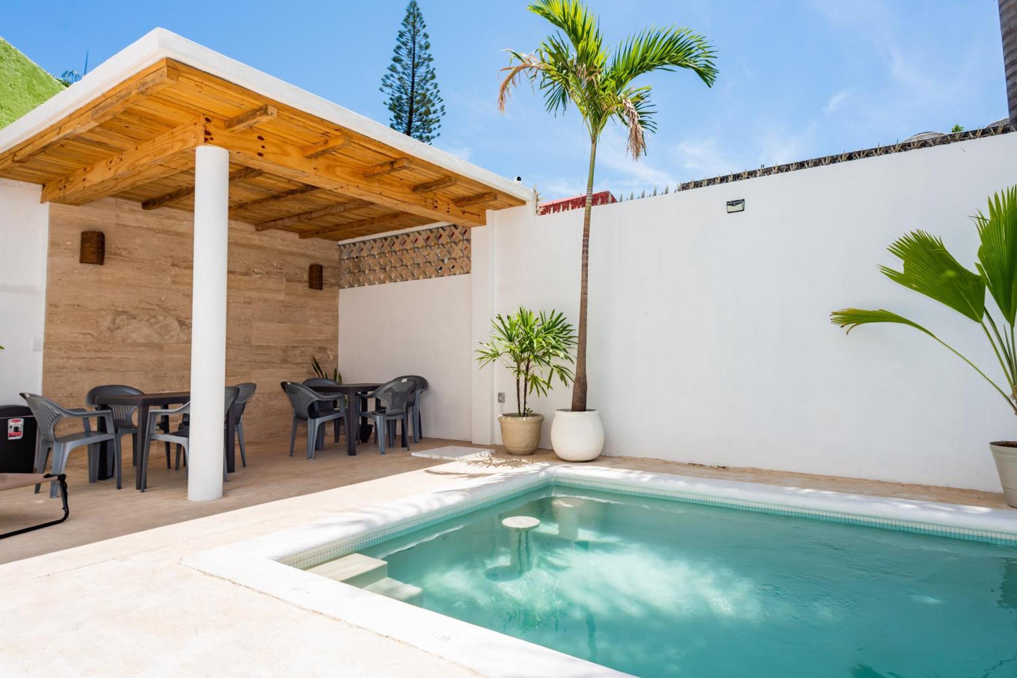 Vica Guest House Con Piscina En La Entrada De La Zona Hotelera Cancun Luaran gambar